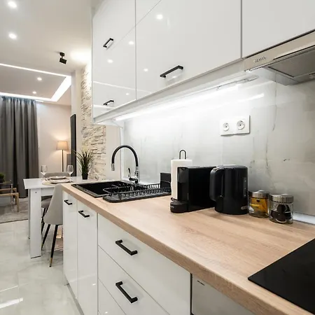 Urban Pulse By #db Premium Apartament Salonic