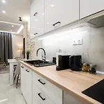 Urban Pulse By #db Premium Apartment Thessaloniki