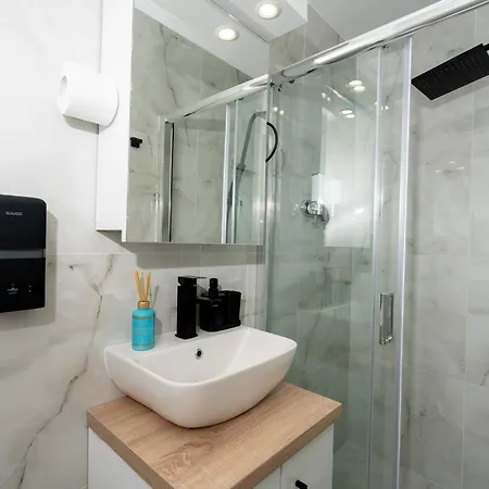 Urban Pulse By #db Premium Saloniki