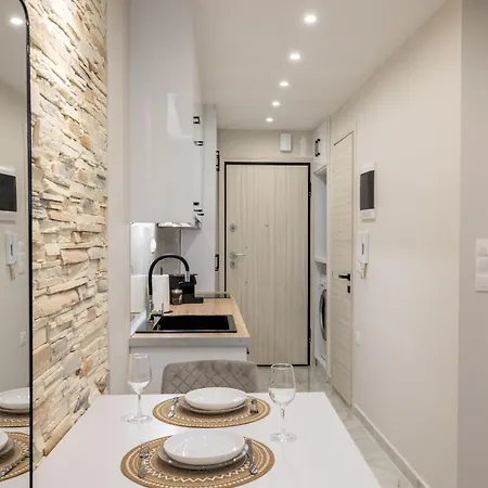 Urban Pulse #Dbapartments شقة سالونيك